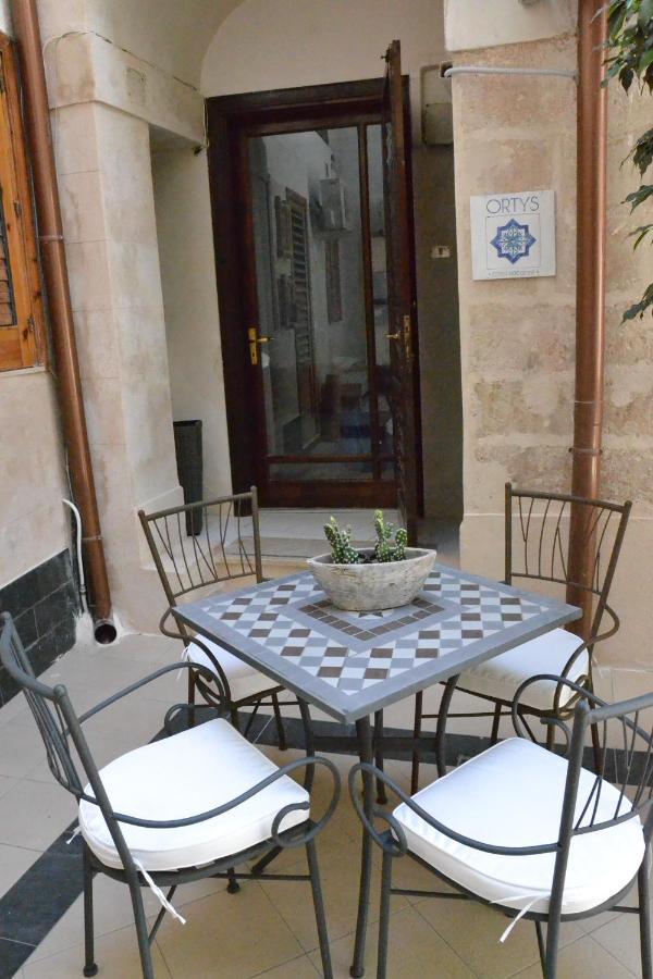 Ortys Casa Vacanze Сиракузы Экстерьер фото